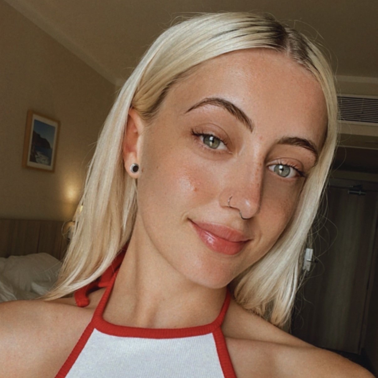 Georgia Travers